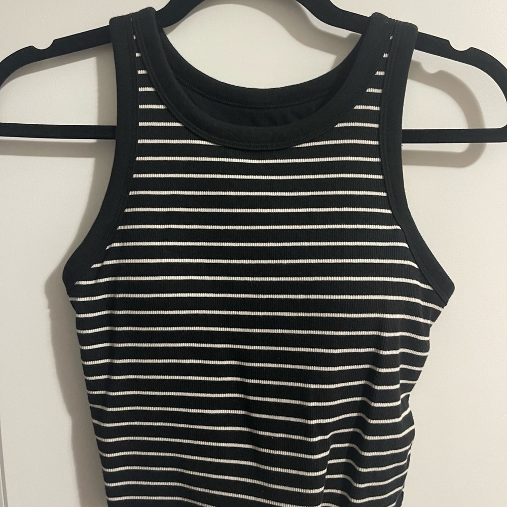 Uniqlo Black and White Striped Tank Top